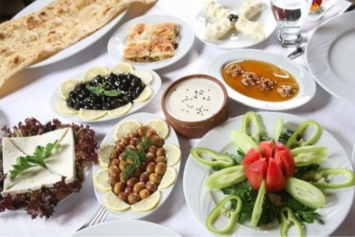 Uzmanlardan iftar ve sahur uyarısı haberinin görseli