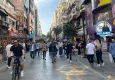 Çarşılar dolu poşetler boş
