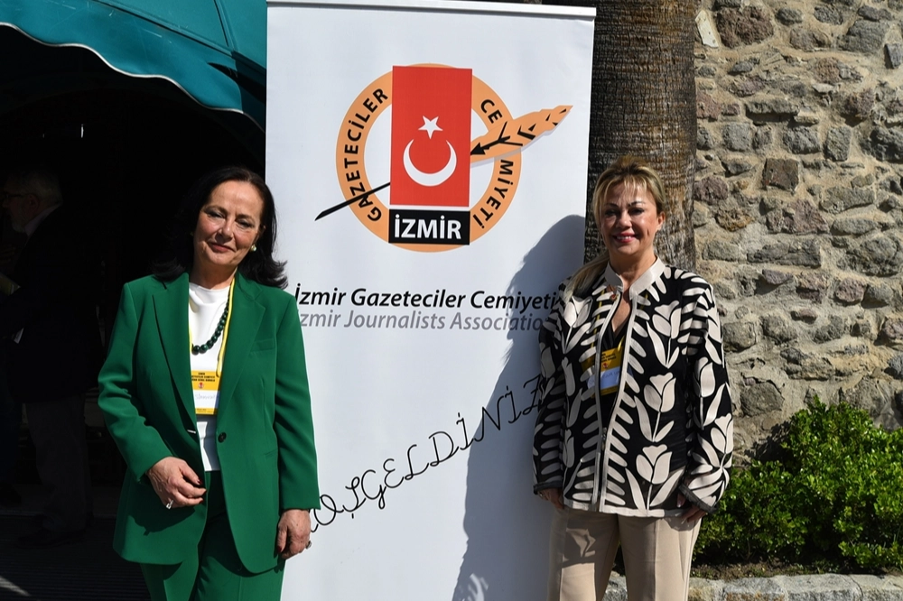 İki kadının yarışında, kazanan gazetecilik olacak! haberinin görseli
