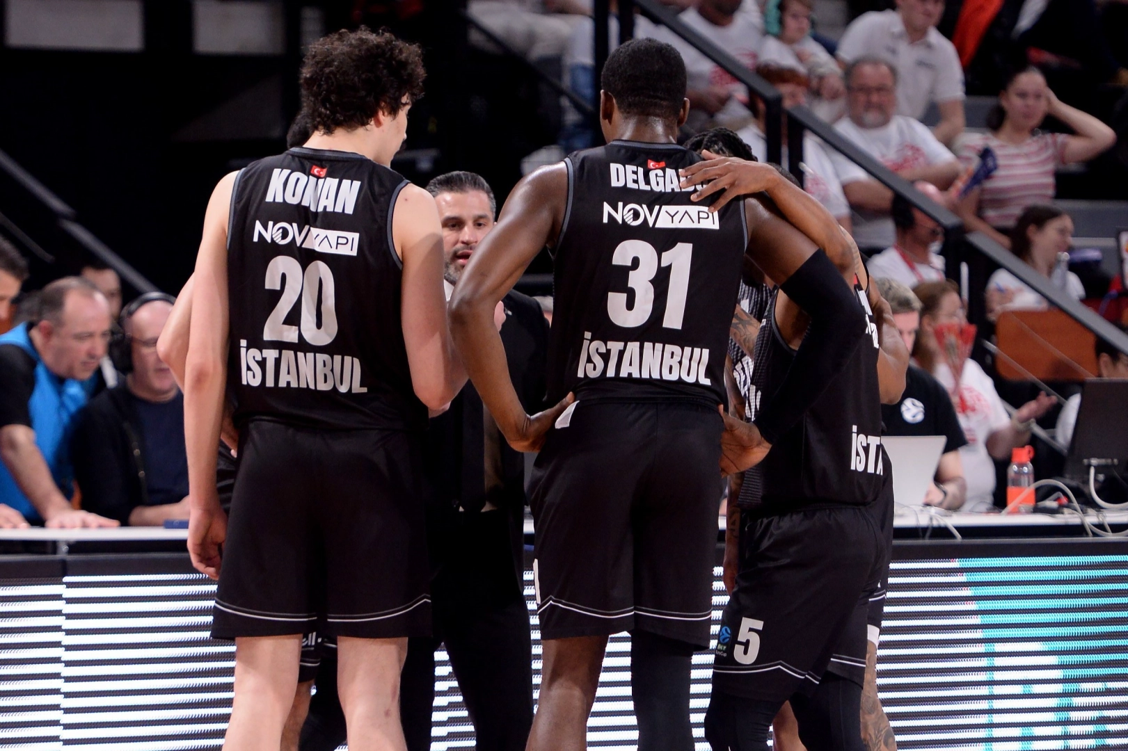 Eurocup: Beşiktaş, Avrupa'ya veda etti haberinin görseli
