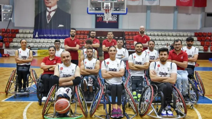 İzmir'in Cesur Yürekleri, çeyrek finalde elendi haberinin görseli