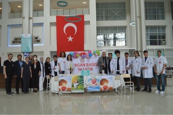 Muğla’da organ bağışı farkındalığı için stant kuruldu haberinin görseli