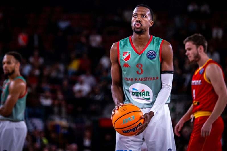 Pınar Karşıyaka'da Errick McCollum haftanın öne çıkan oyuncusu oldu