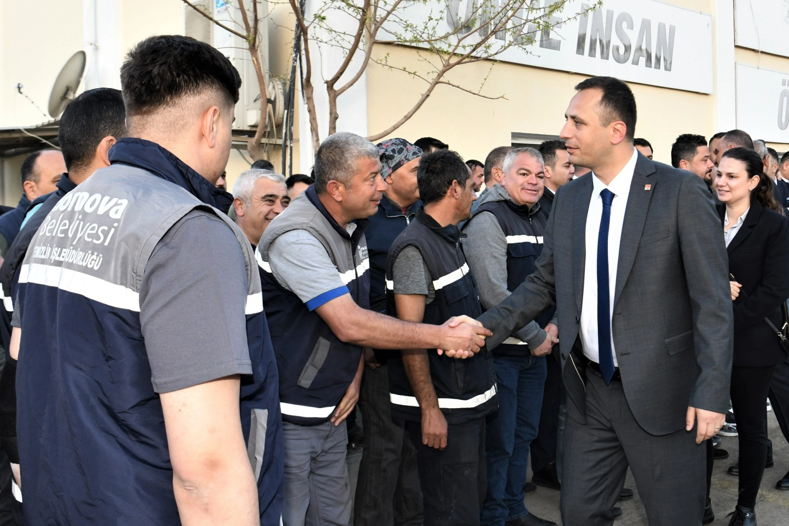 Bornova'nın yeni başkanı Ömer Eşki hızlı başladı