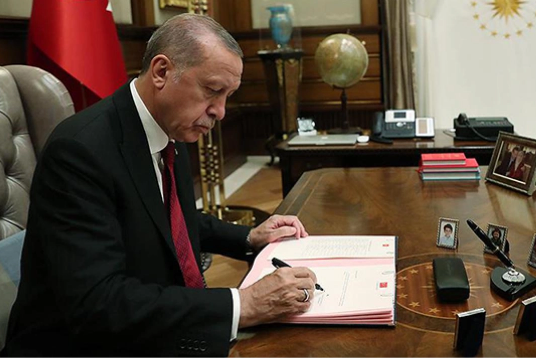 Cumhurbaşkanı Erdoğan'ın imzasından geçti: Atama kararları Resmi Gazete'de yayımlandı