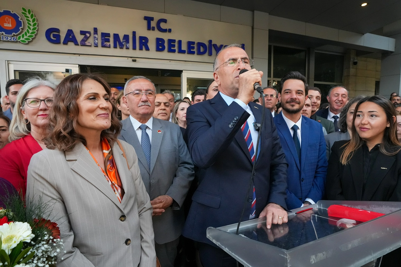 Gaziemir’de Ünal Işık dönemi başladı