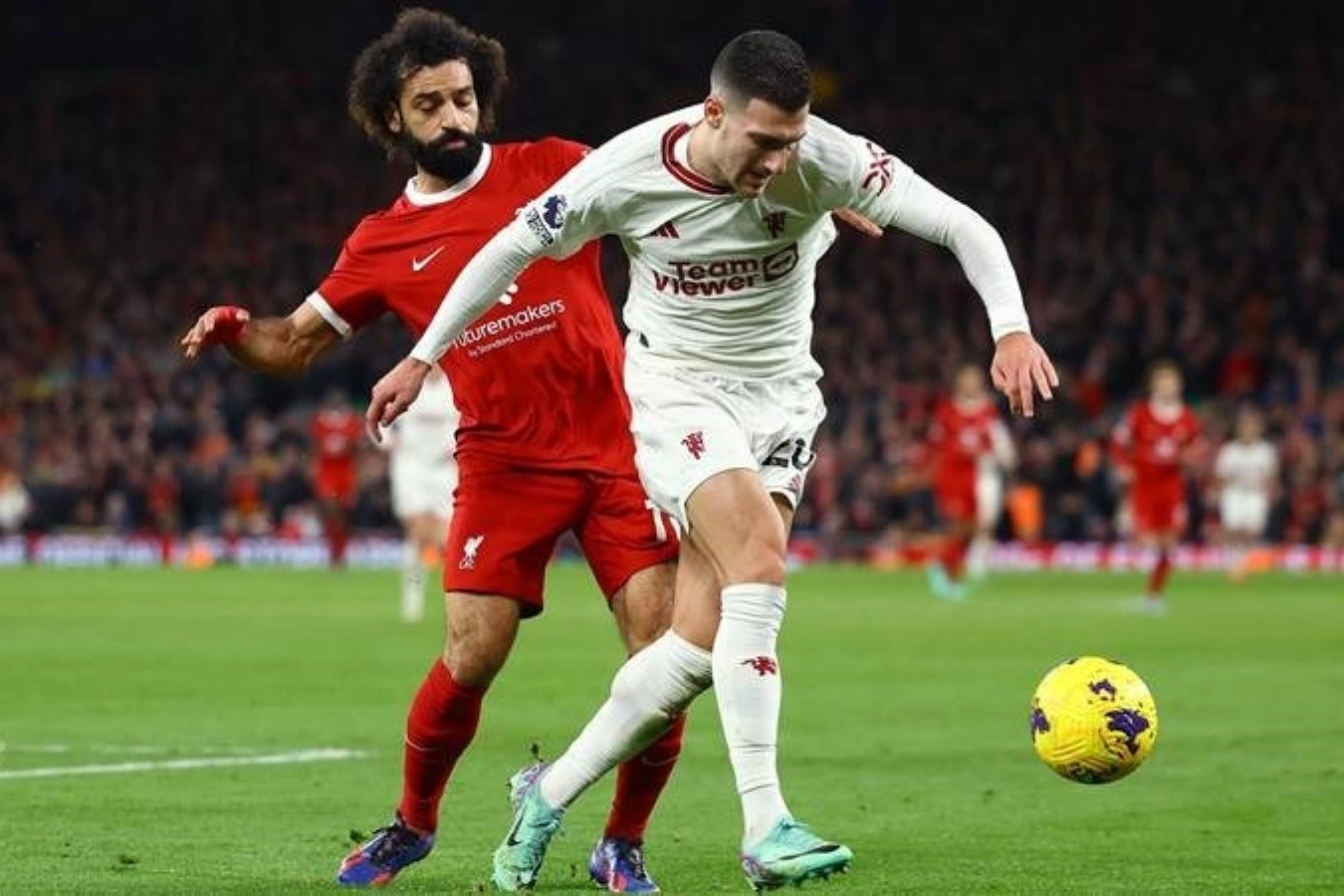 Manchester United - Liverpool maçı ne zaman? Saat kaçta ve hangi kanalda canlı yayınlanacak?