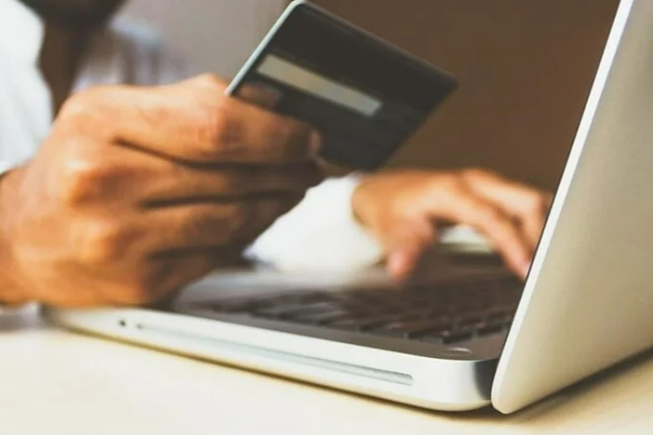 E- ticarette Ramazan Bayramı etkisi haberinin görseli