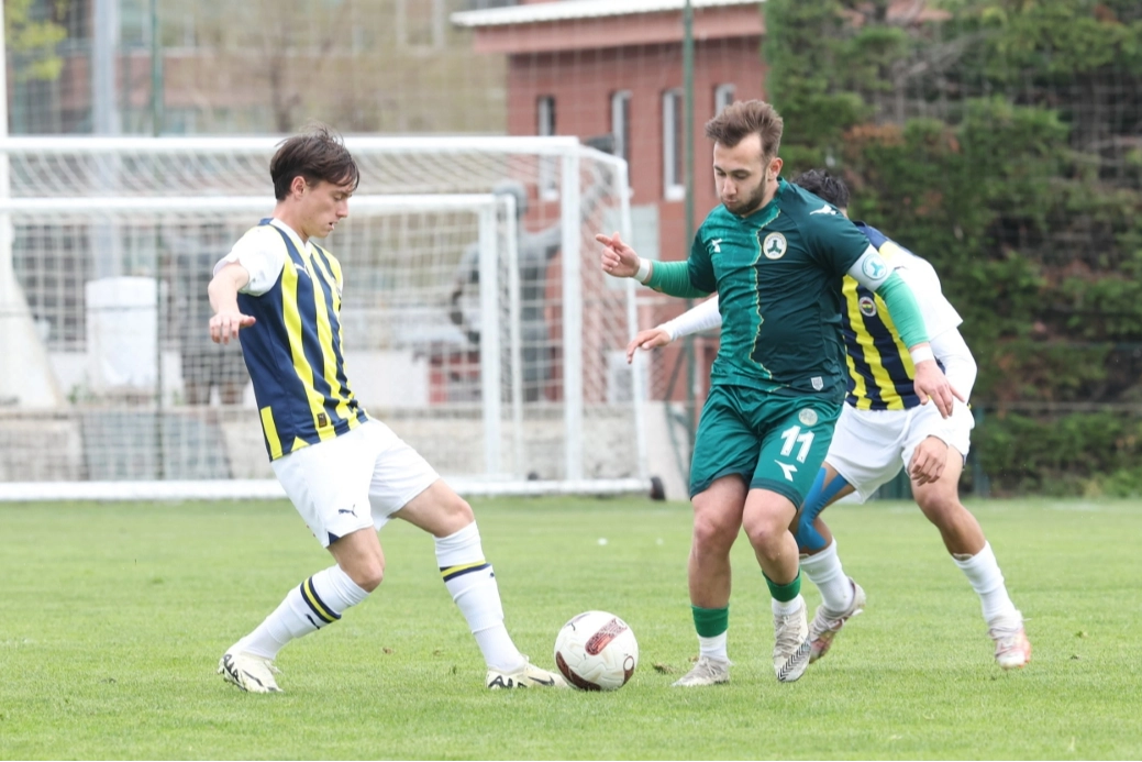 Fenerbahçe U19 takımı Giresunspor’u evinde yendi haberinin görseli