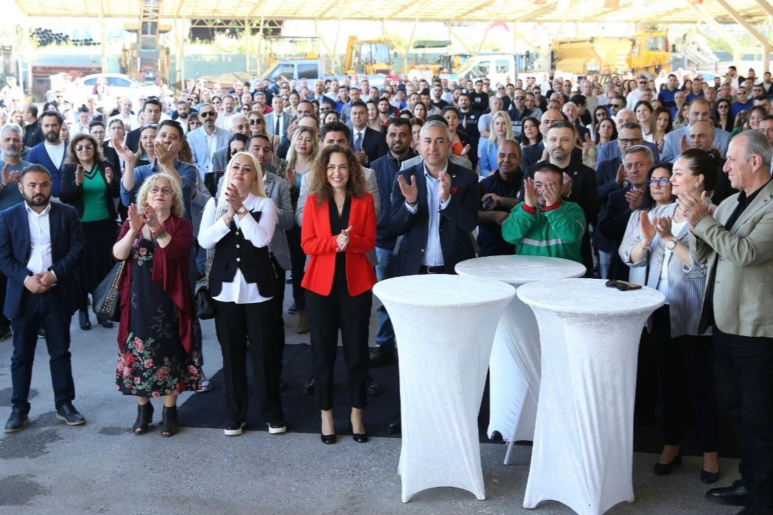 Karşıyaka’da çifte kutlama