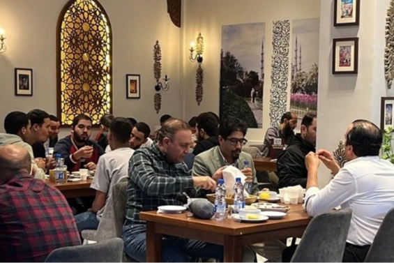 Libyalılar ramazan ayında da Türk restoranlarını tercih ediyor