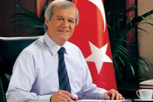 Dr. Cemil Tugay’dan eski başkan Ahmet Piriştina’ya doğum günü mesajı haberinin görseli