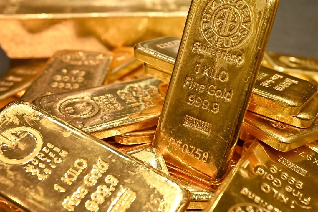 Gram altında son tahmini duyan kuyumcuya koşuyor! Bayram sonrası o rakamı görecek! haberinin görseli