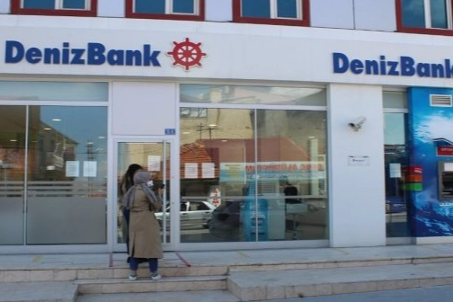 Denizbank emeklilerin aklını başından aldı! Bu rakam bankada izdiham yaratacak!