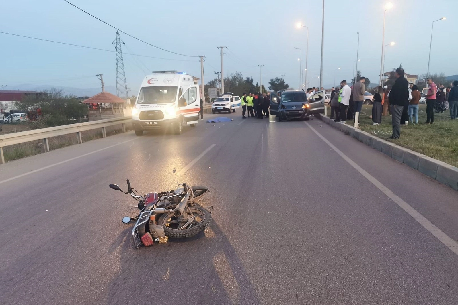 Denizli’de kaza: Motosiklet sürücüsü hayatını kaybetti