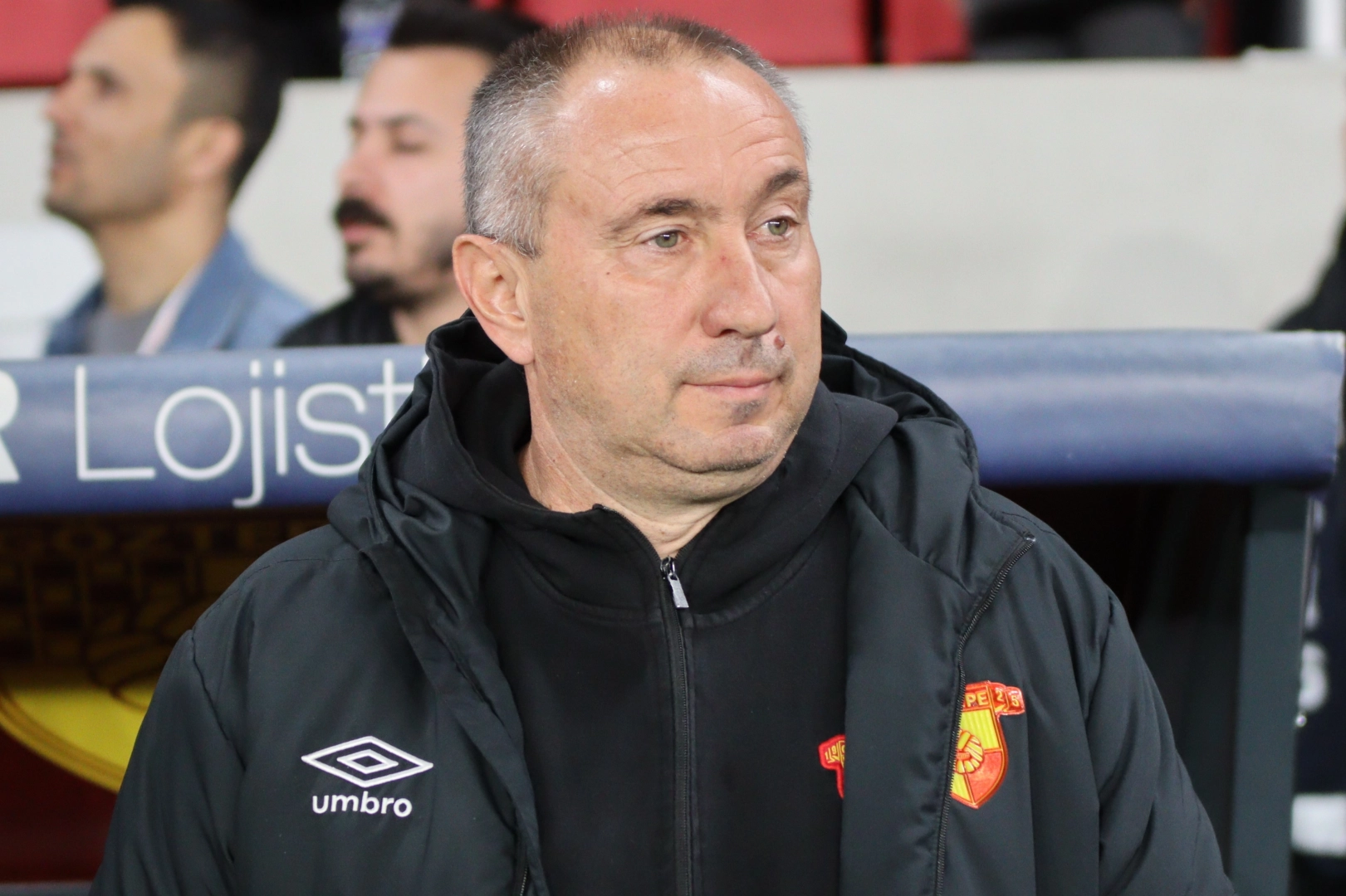 Göztepe’de Stanimir Stoilov fırtınası haberinin görseli