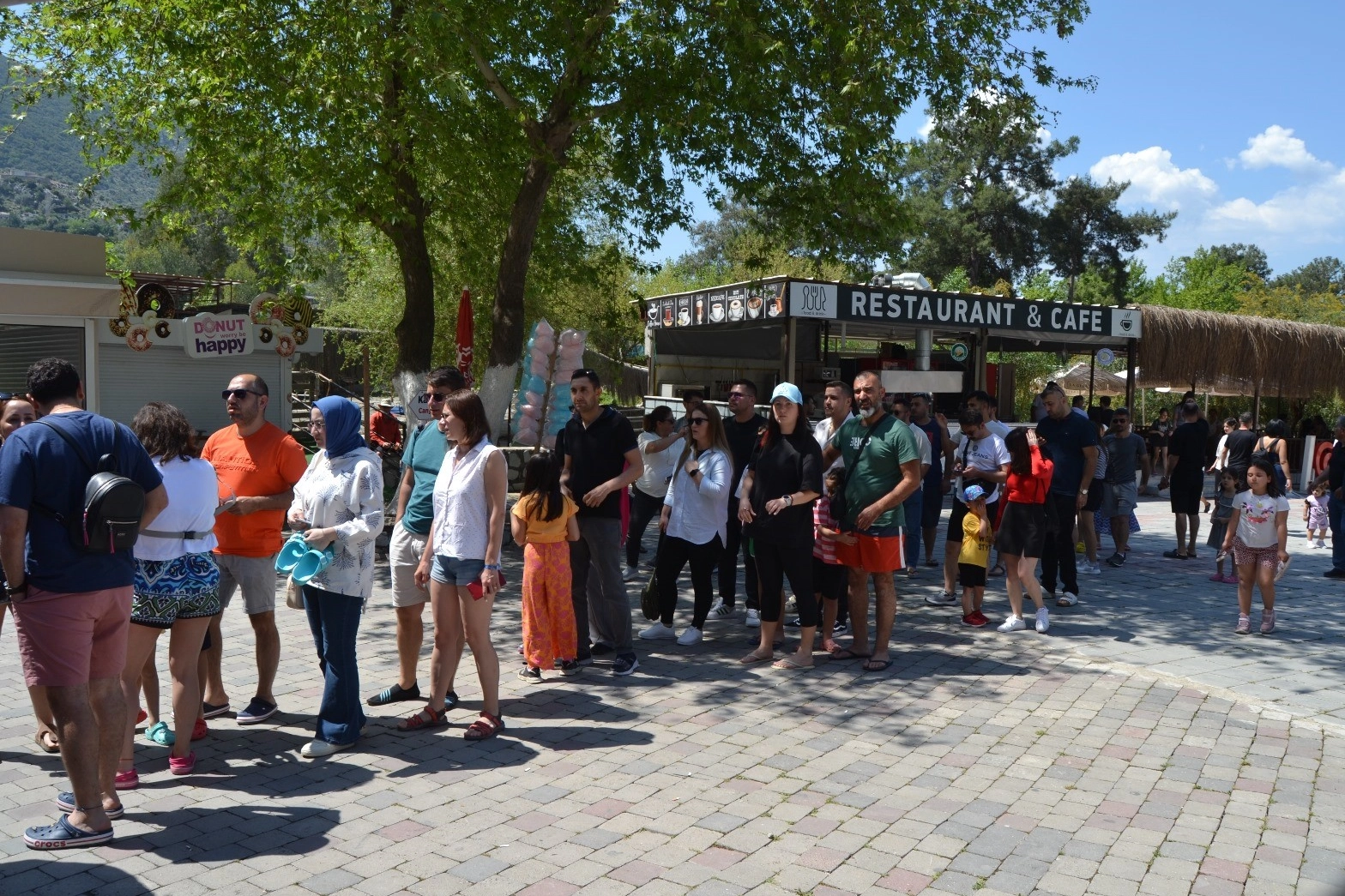 Saklıkent Kanyonu'nda bayram yoğunluğu