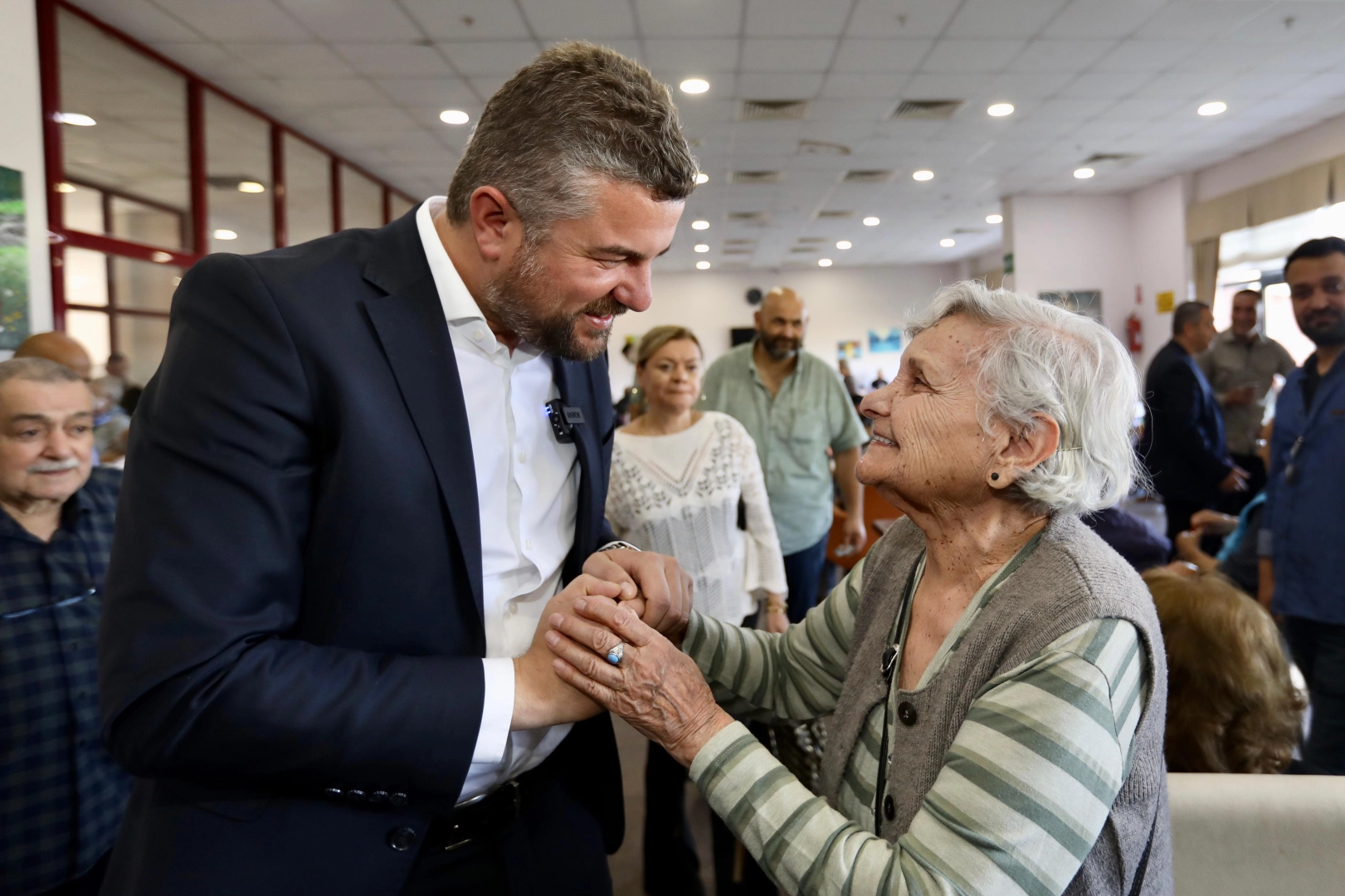 Buca Belediye Başkanı Görkem Duman Buca Sosyal Yaşam Kampüsü'ne bayram ziyaretinde bulundu