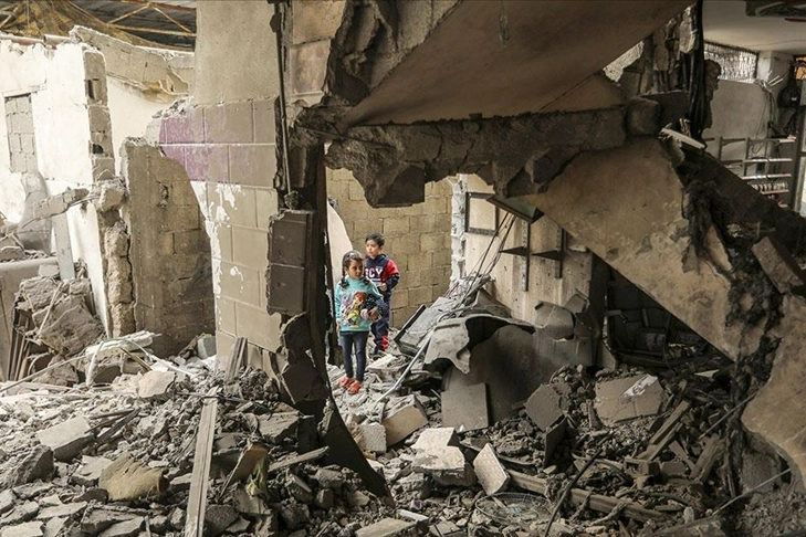 İsrail'in Gazze'ye saldırıları devam ediyor... Saldırıda 27 Filistinli öldü!