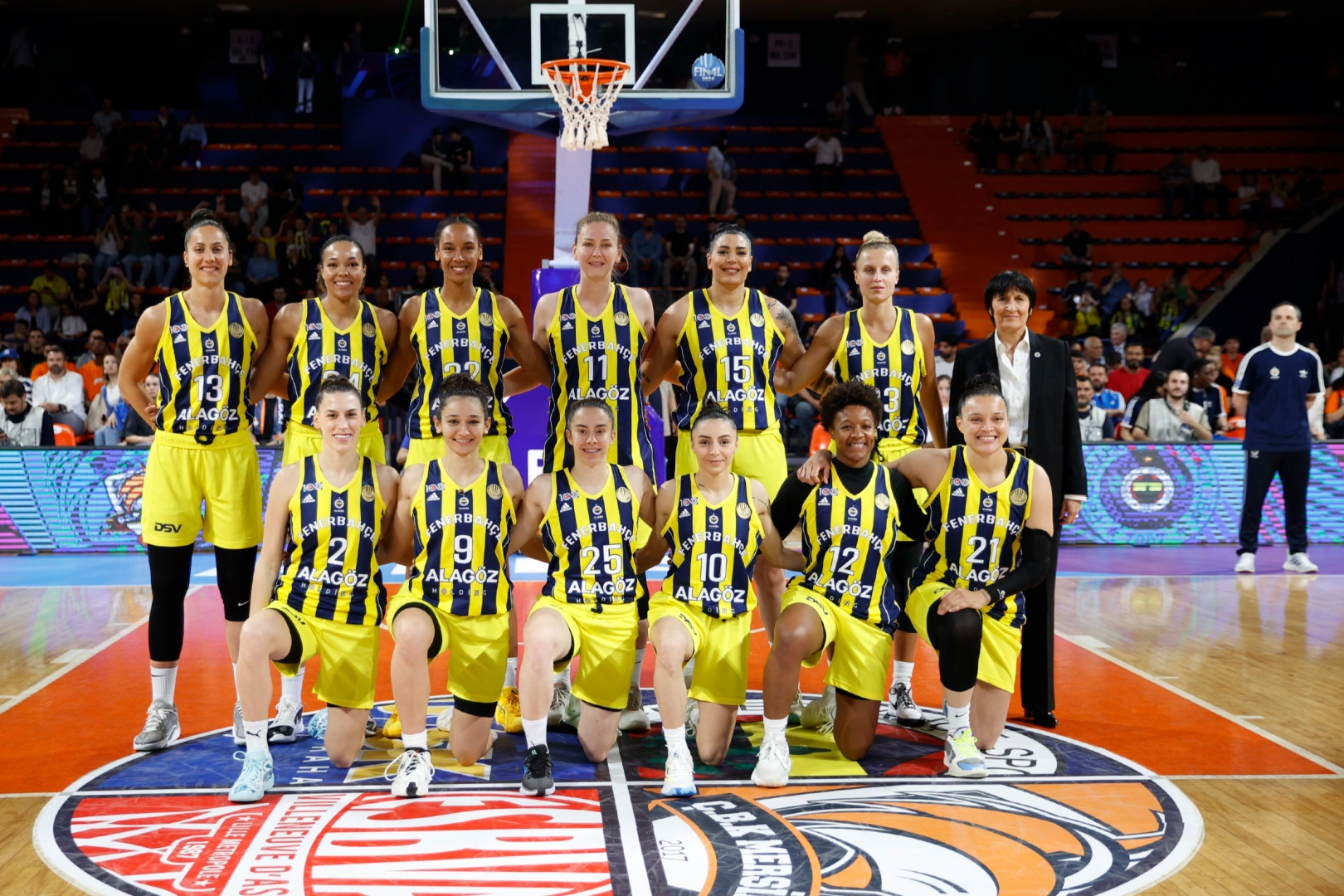 Kadınlar Euroleague Yarı Final maçında Fenerbahçe adını finale yazdırdı haberinin görseli