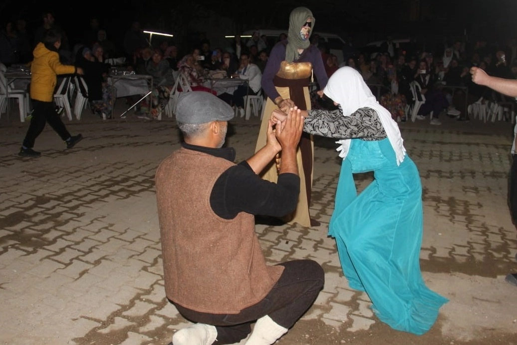 Çanakkale’de 80 yıllık bayram geleneği yaşatılıyor