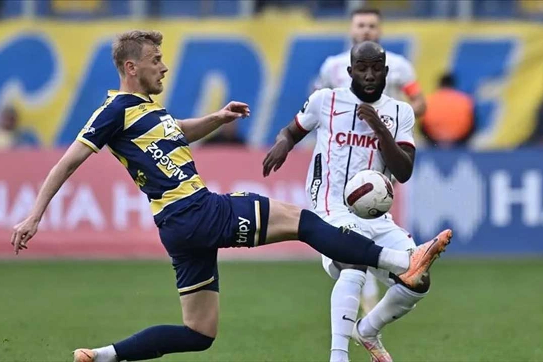 MKE Ankaragücü 3 golle kazandı