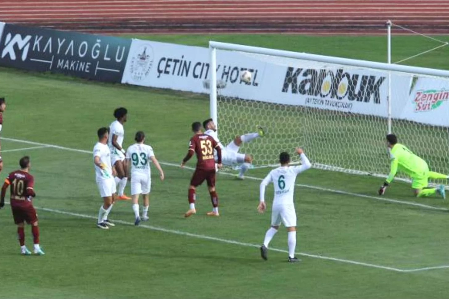 Şanlıurfaspor - Bandırmaspor maçı ne zaman, saat kaçta? Şanlıurfaspor - Bandırmaspor maçı hangi kanalda? haberinin görseli