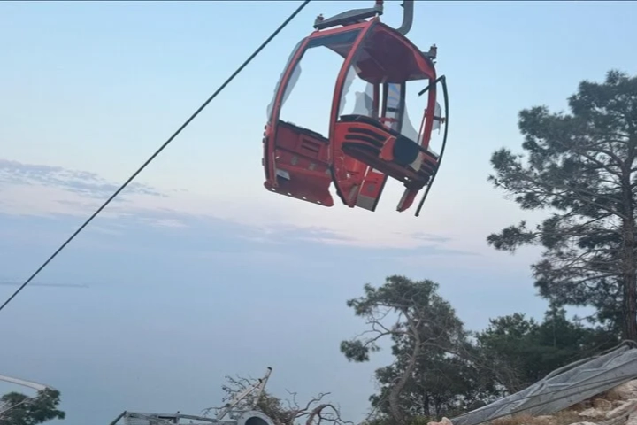 Teleferik faciasında yeni gelişme: Makara değişimi seçim ve bayram bahaneleriyle ötelenmiş haberinin görseli