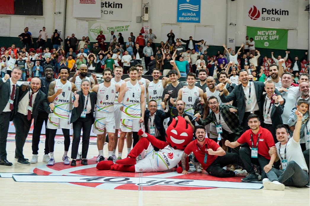 Aliağa Petkimspor play-off yolunda haberinin görseli