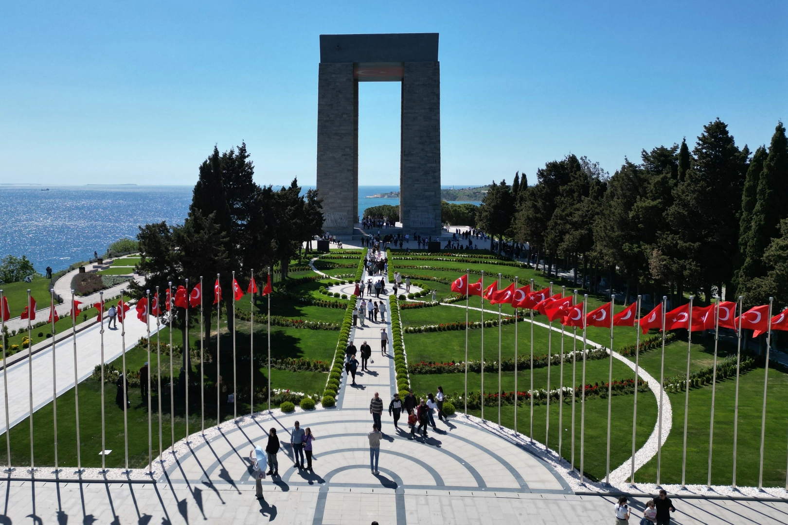 Bayram tatilinde 2 milyon ziyaretçi Çanakkale ruhunu teneffüs etti haberinin görseli