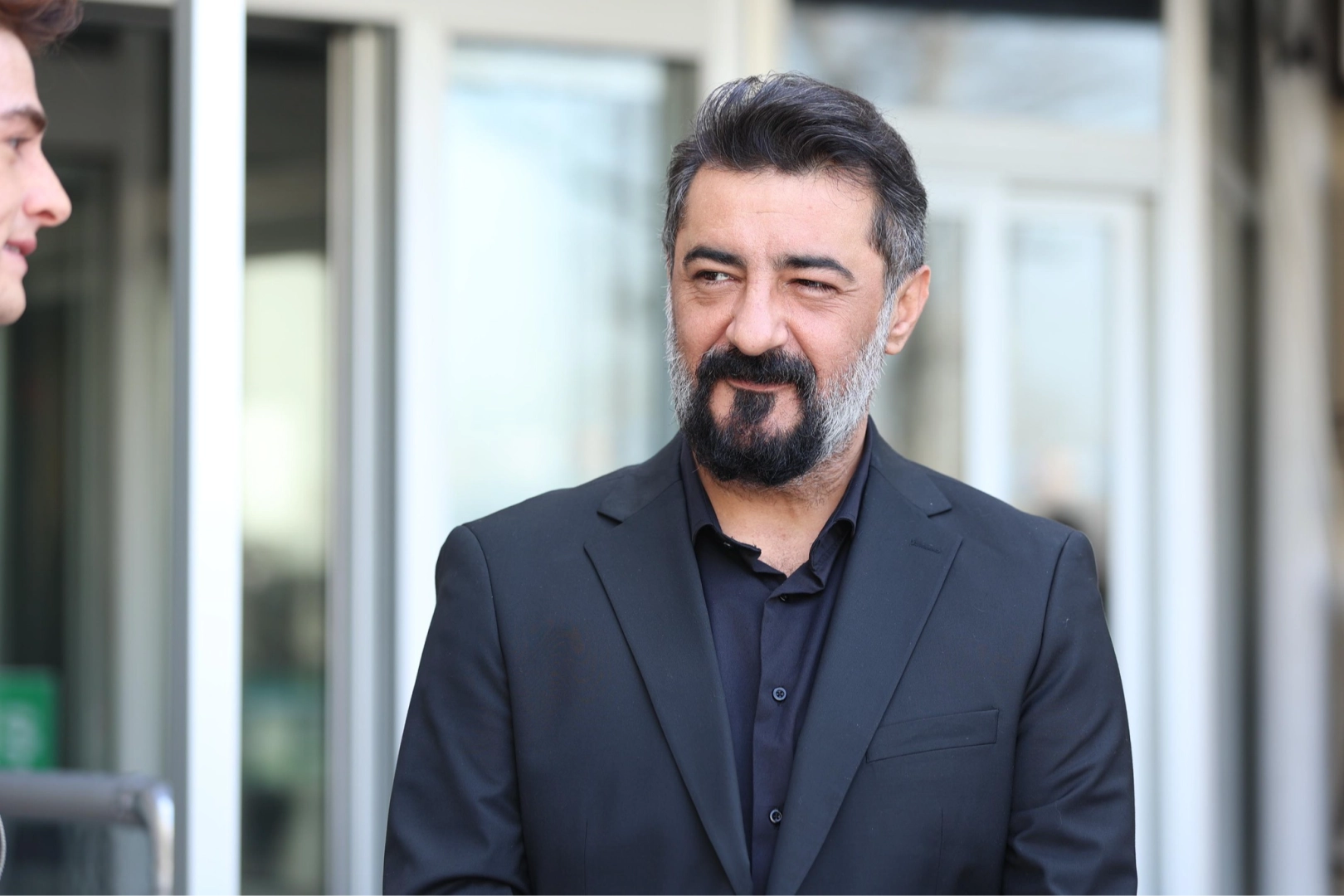 Kardeşlerim 125. bölüm fragmanı yayınlandı! Kardeşlerim'de bu hafta neler olacak? haberinin görseli