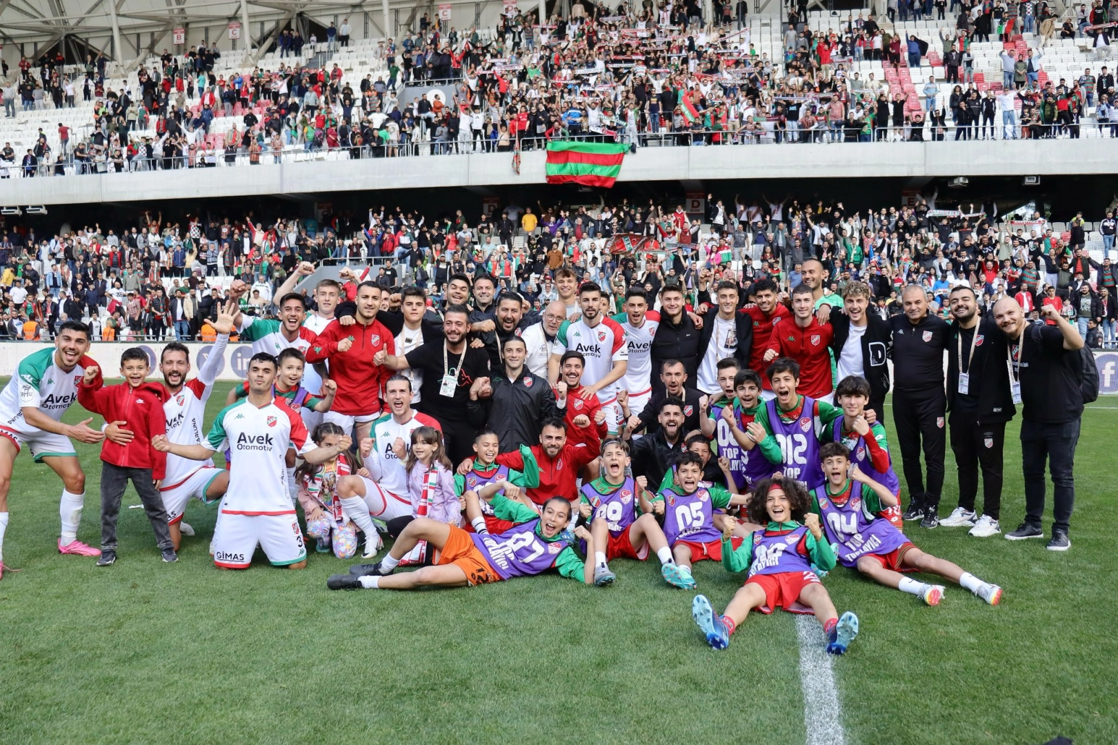 Karşıyaka taraftarı, Alsancak Stadına akın edecek!