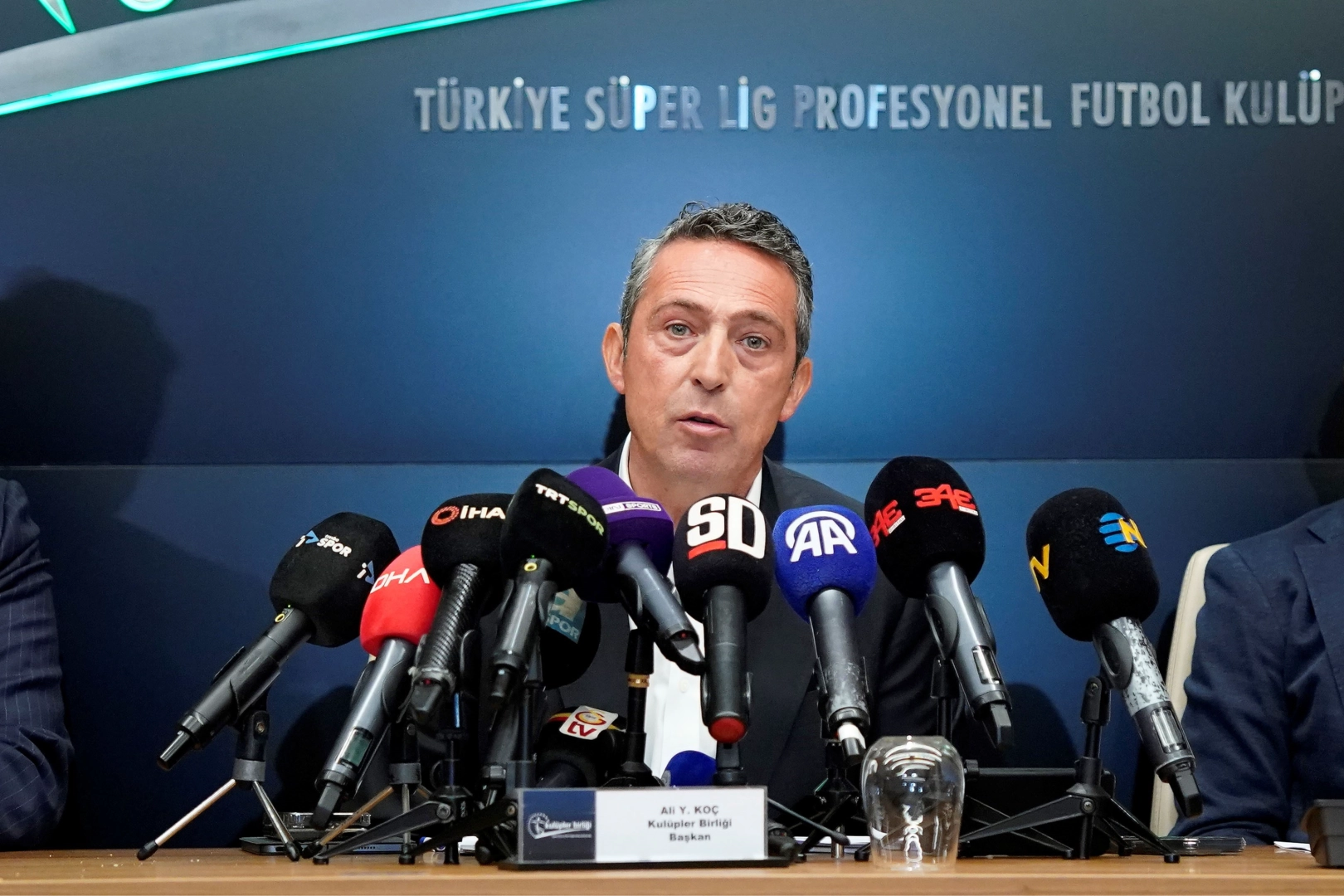 Kulüpler Birliği Başkanı Ali Koç: Türk futbolunun menfaati için... haberinin görseli