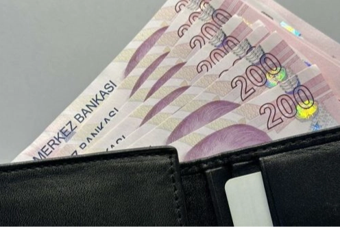 Emekli maaşı 15 bin TL ve üzeri olan hemen bunu yapsın! Tek seferlik 12.500 TL verilecek haberinin görseli