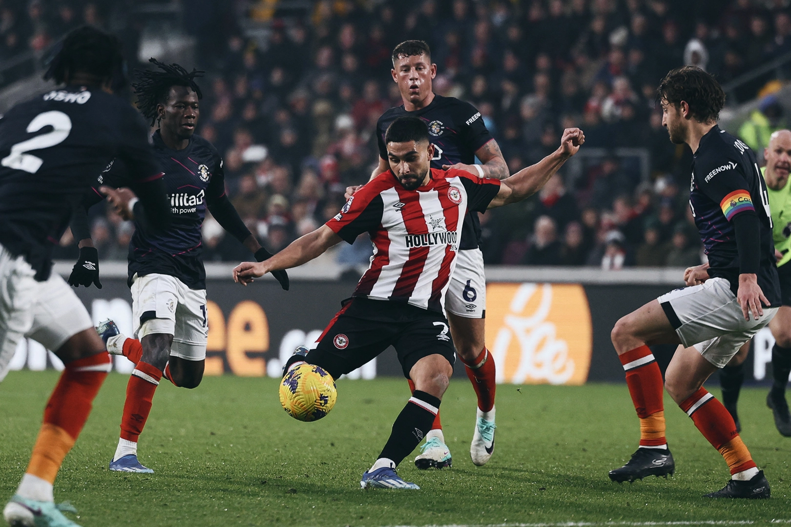 Futbolseverlerin merakla beklediği Luton Town - Brentford maçı ne zaman? haberinin görseli