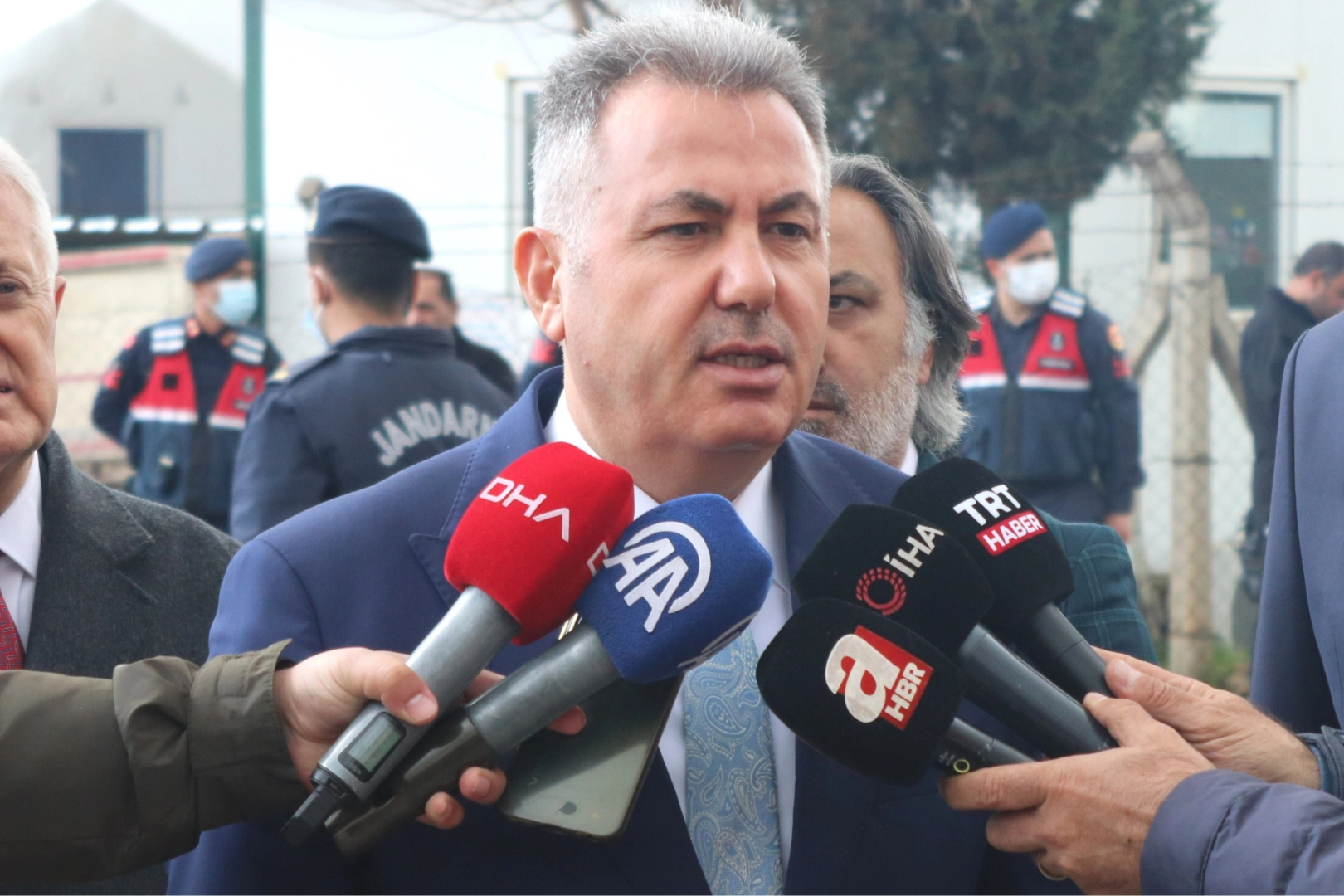 İzmir haber: Vali Elban'dan İzmir depremi açıklaması haberinin görseli