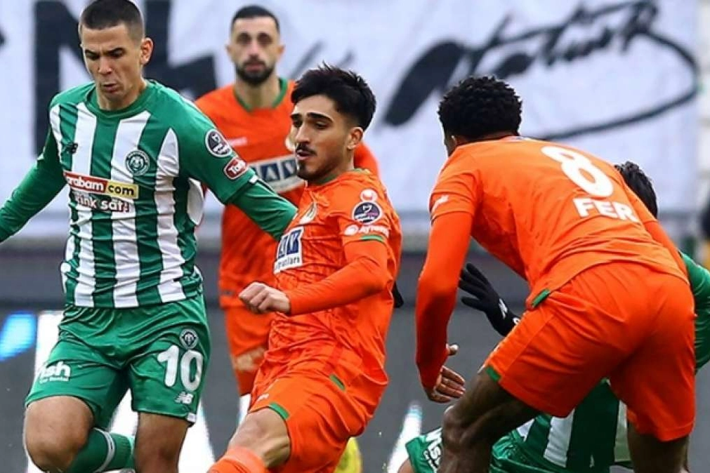 Konyaspor - Alanyaspor maçı ne zaman ve saat kaçta? Hangi kanalda? haberinin görseli