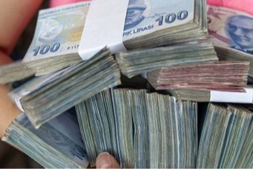 Ödemesi kolay, limiti yüksek! 50.000 TL kredi çekmek isteyene büyük fırsat! haberinin görseli