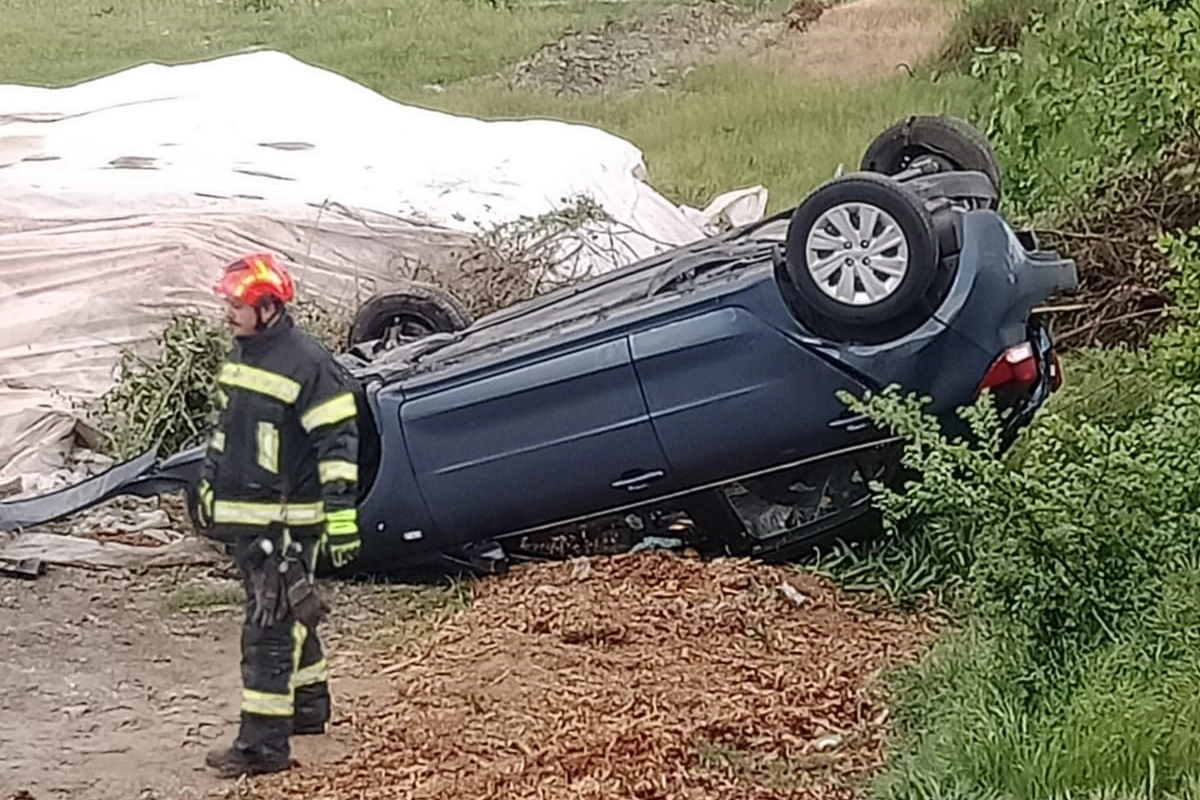 Denizli'de tır otomobille çarpıştı: Yaralılar var