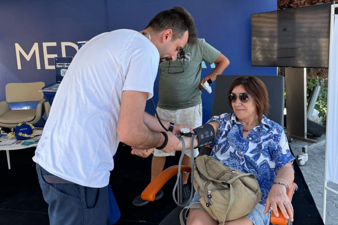 Alaçatı Ot Festivali’nin Sağlıklı Standı Medicana