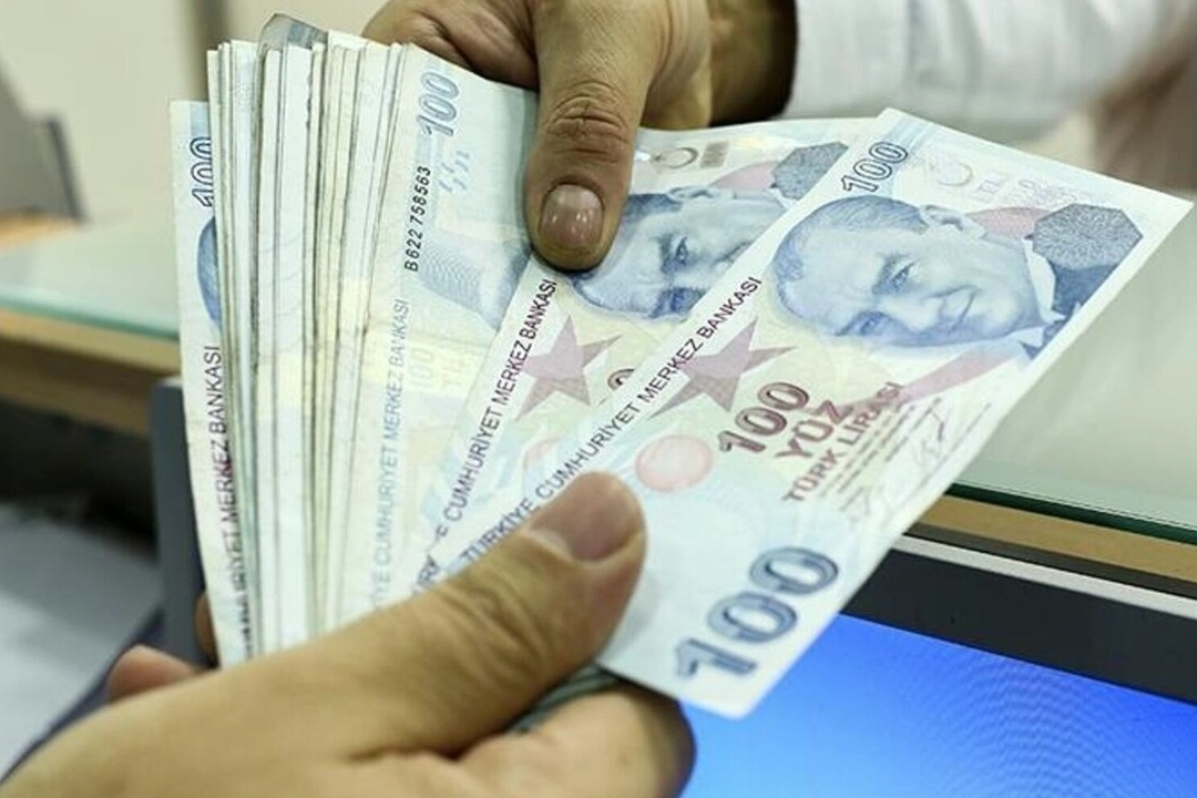 Emekli maaşı 10.000-15.000 TL arası olana ek zam! 14 milyon emekli için flaş zam hamlesi