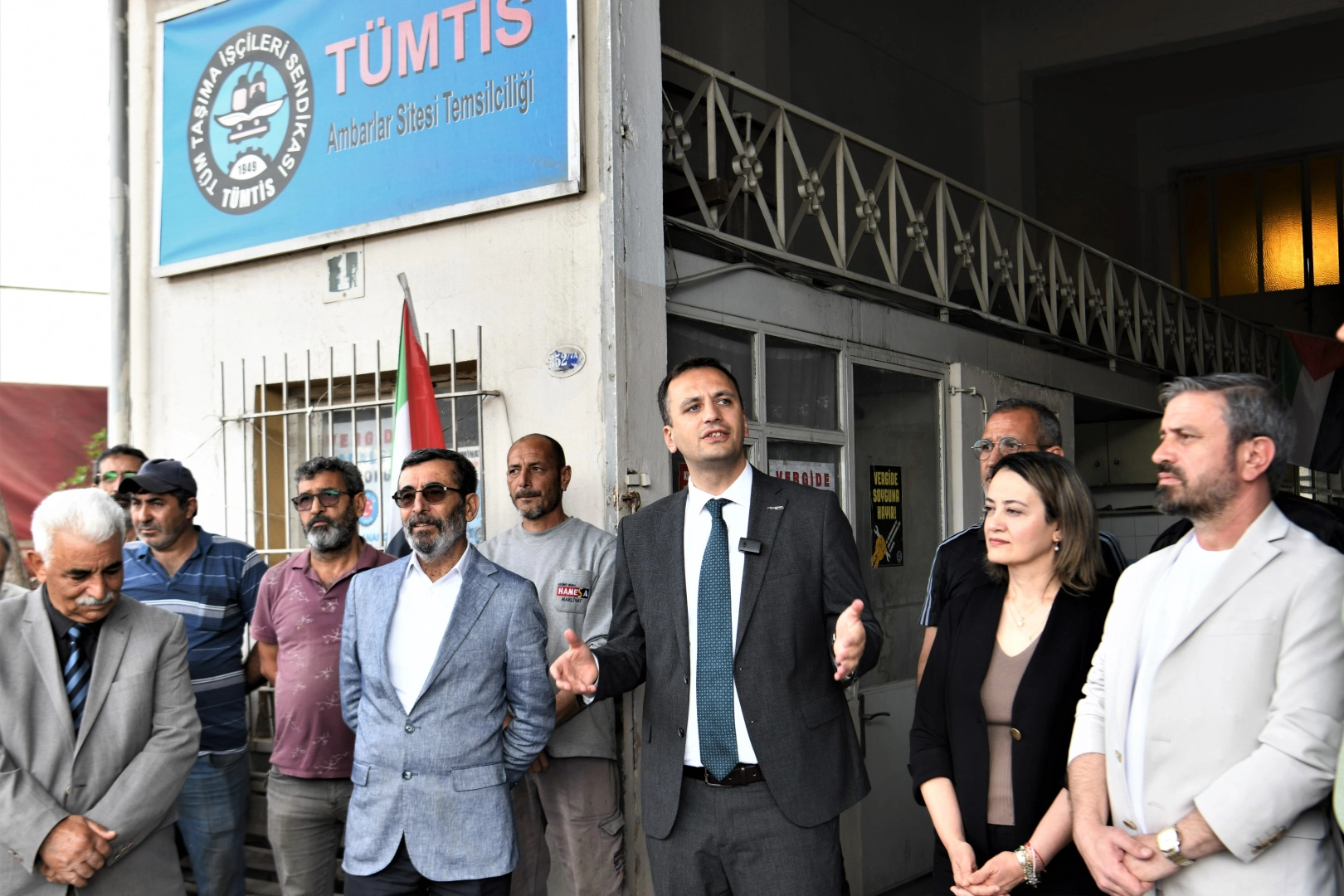 Başkan Eşki: Güneş doğmadan sokakta olacağız haberinin görseli