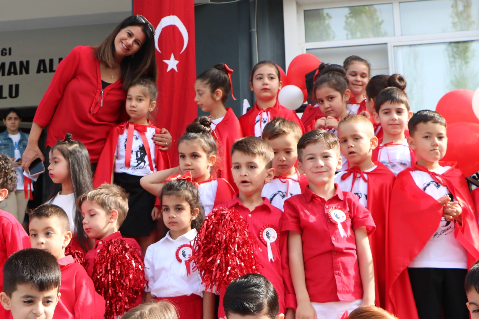 Makbule Süleyman Alkan Ortaokulunda 23 Nisan etkinliği haberinin görseli