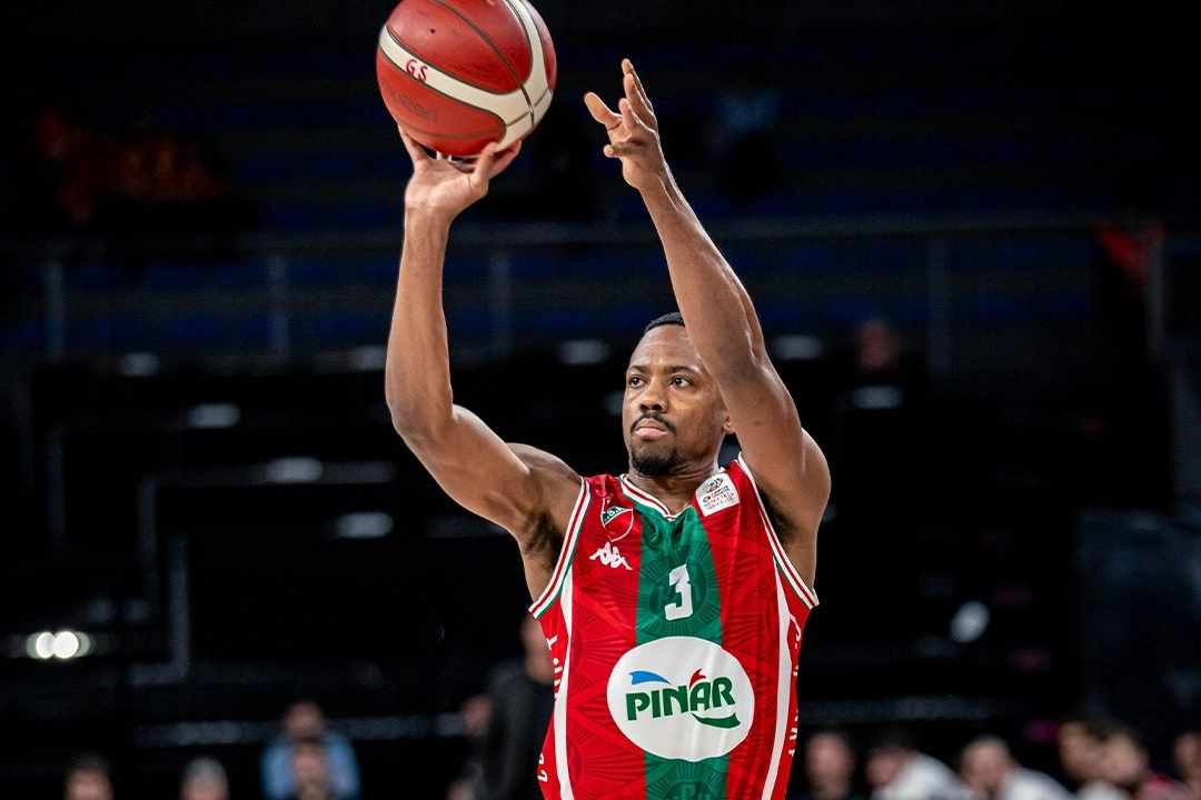 Pınar Karşıyakalı McCollum'dan rekor haberinin görseli