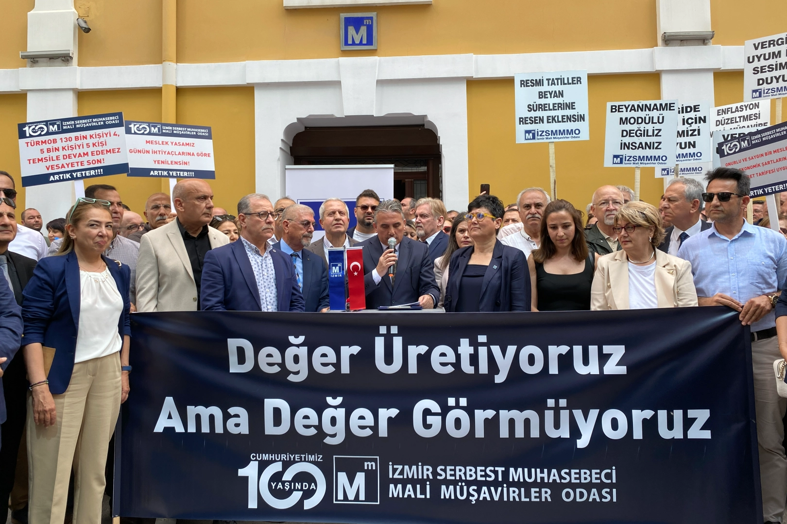 Mali Müşavirlerin iş yükü artıyor ama gördüğü değer azalıyor haberinin görseli