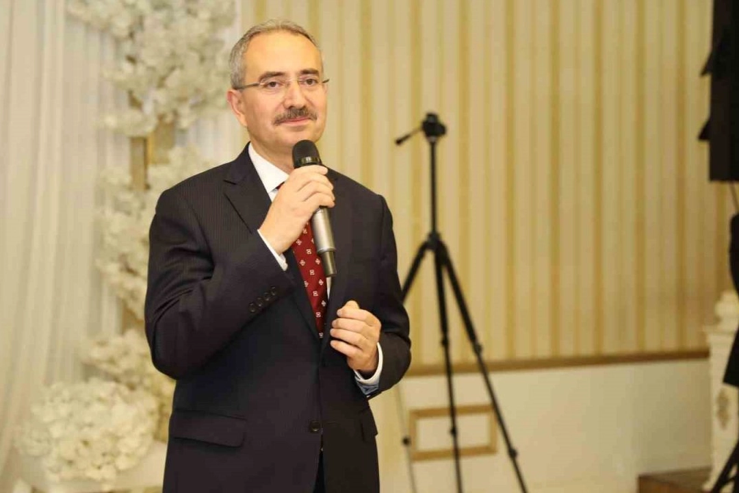 Zincir marketlerin sigara ve ekmek satışı sınırlandırılmalı haberinin görseli