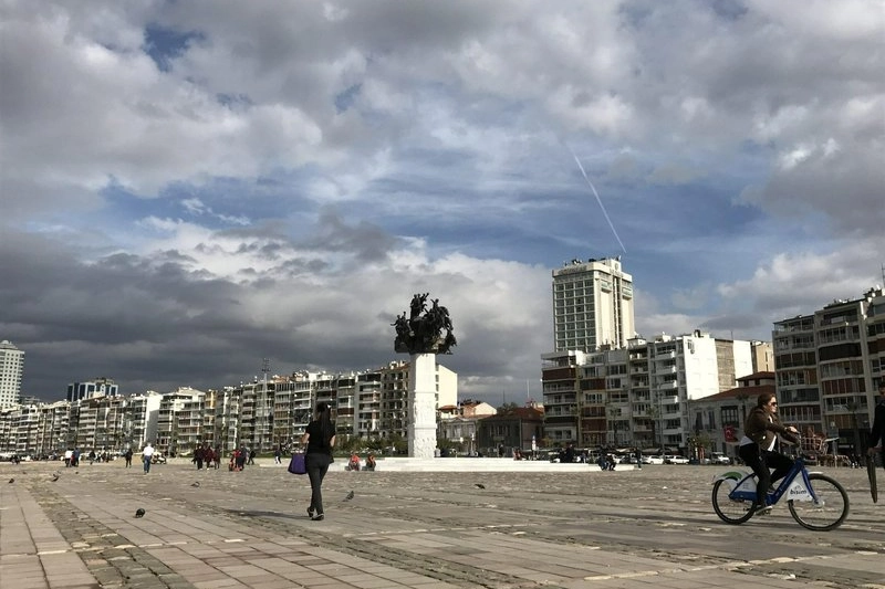 Meteoroloji İzmir için uyardı: İzmir’de bugün hava nasıl olacak? İzmir hava durumu listesi haberinin görseli