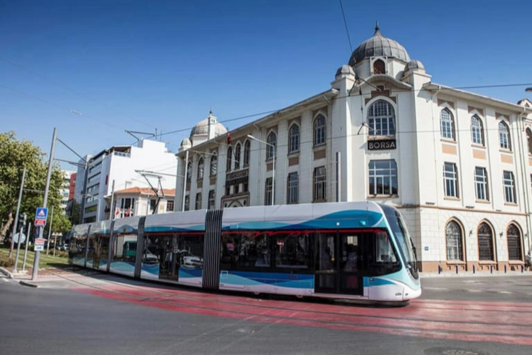 Konak Tramvayı'nda aksama! Seferlerde gecikmeler devam ediyor