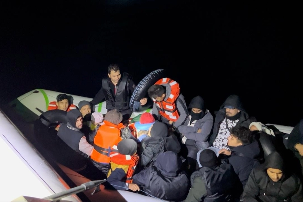 İzmir haber: 86 düzensiz göçmen yakalandı haberinin görseli