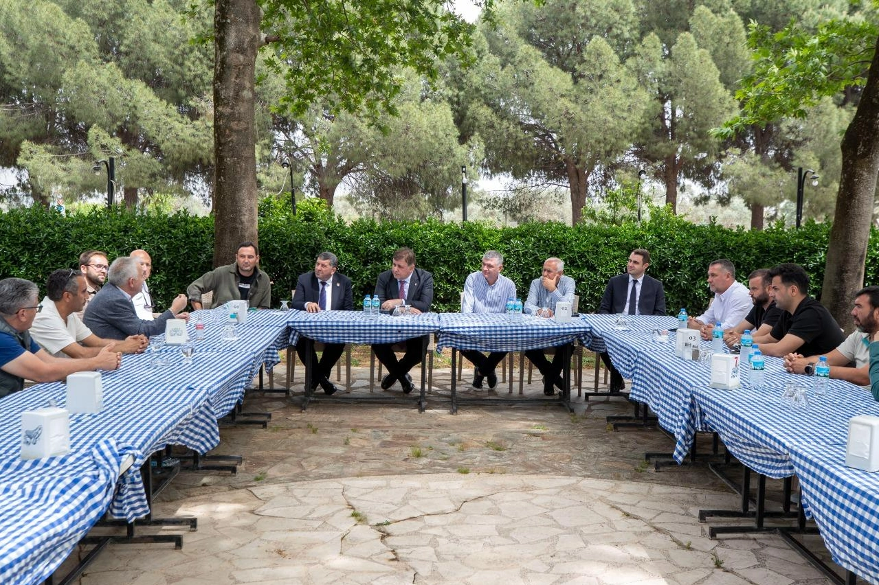 Başkan Tugay’dan uluslararası fuar talebine onay